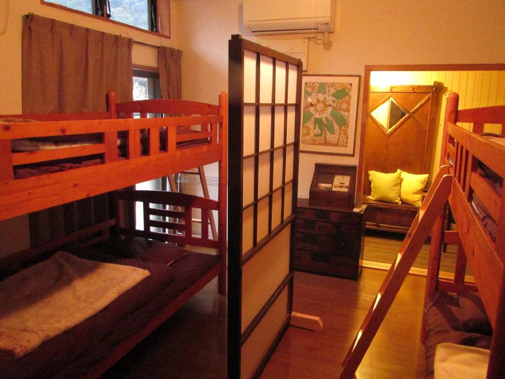 Amakusa West Coast Backpackers Fu-Raibou Hostel Buitenkant foto