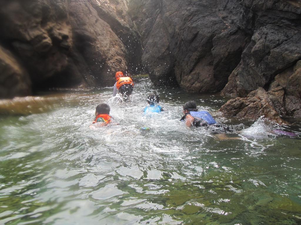 Amakusa West Coast Backpackers Fu-Raibou Hostel Buitenkant foto