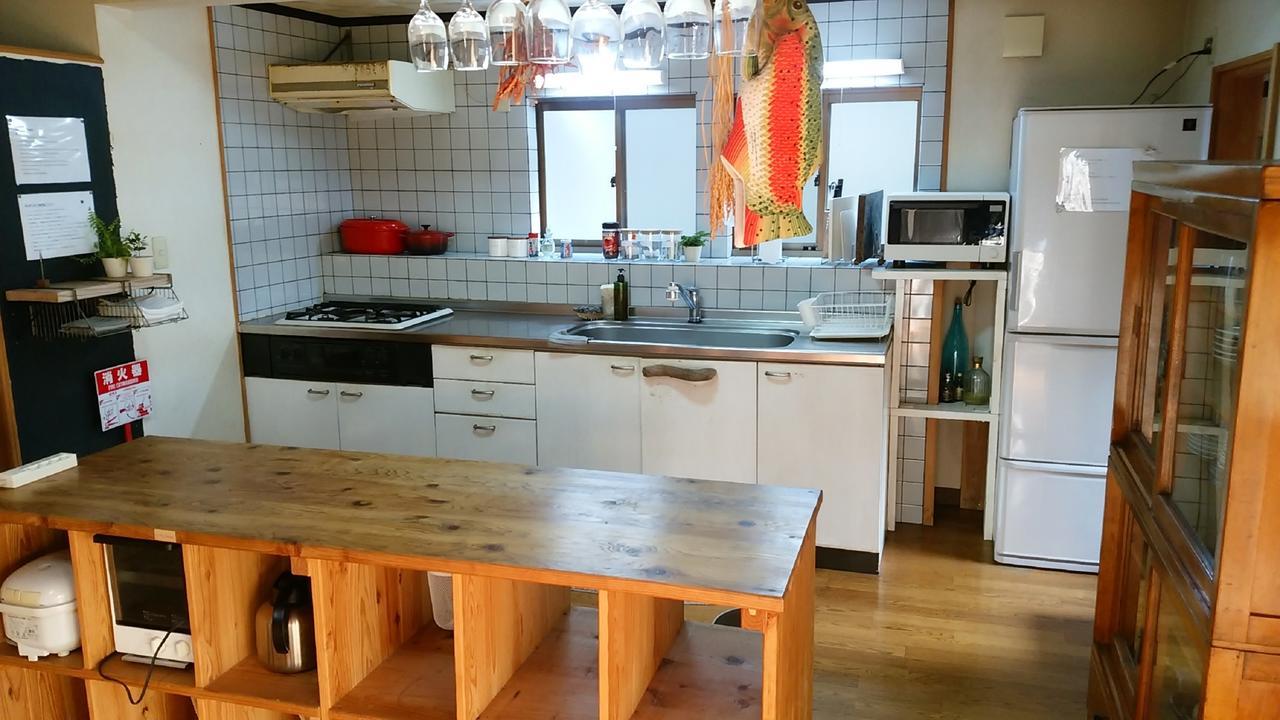 Amakusa West Coast Backpackers Fu-Raibou Hostel Buitenkant foto